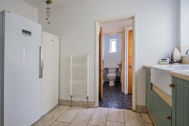 6 bed house, Flora Street, Cathays, Cardiff, CF244EQ - Image 14